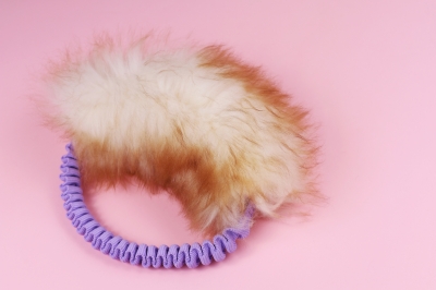 Pirra M/L (wrzos) - szarpak z owcy z okrągłą amortyzującą rączką  